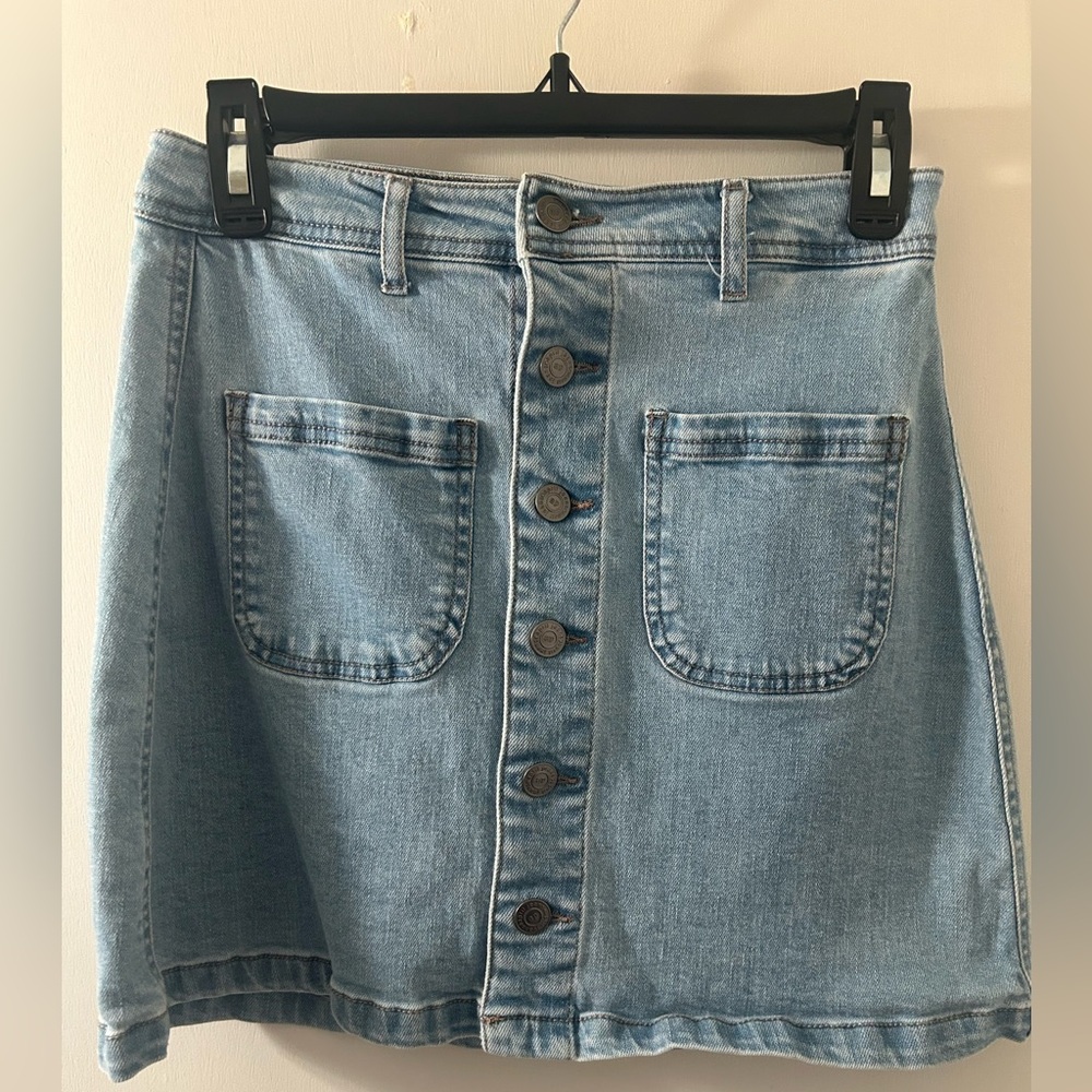 2Sable Denim Button-Front Mini Skirt size small